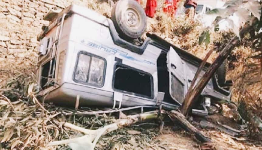 बुटवलबाट पाल्पा जाँदै गरेको जीप केराबारीमा दुर्घटना २ जनाको मृत्यु