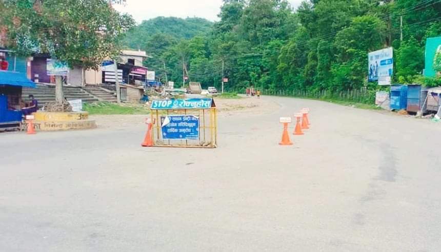 दाङको भालुवाङ देउखुरी क्षेत्र सुनसान बजार क्षेत्र शिल