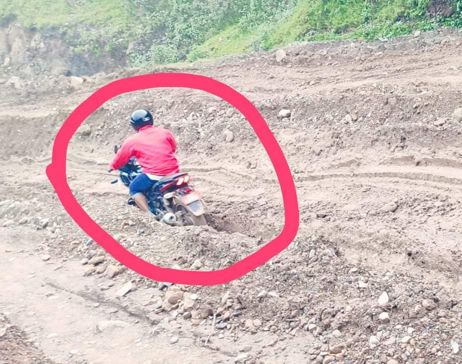 घोराही मुर्कुट्टी सडकमा यात्रा गर्ने नागरिक सास्ती भोग्दै कहिलेसम्म?