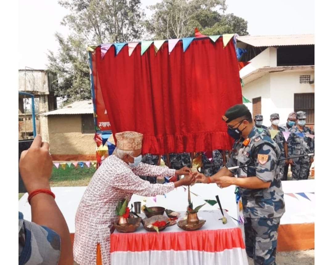 बाँकेमा सशस्त्र प्रहरीको विओपी पोष्ट स्थापना लोभ लालचमा नपरी सेवा गर्न DIG प्रधानको निर्देशन