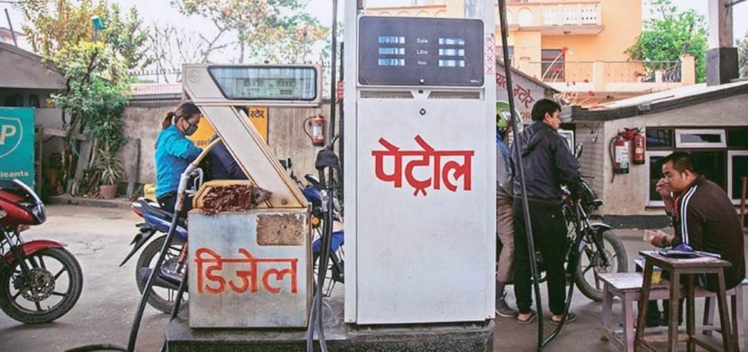 नेपालमा पेट्रोलियम पदार्थको मूल्य बढ्यो
