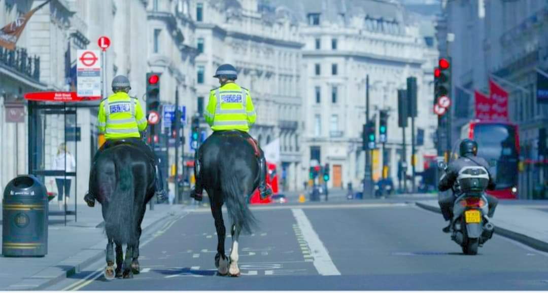 संक्रमणको घटनालाई ध्यानमा राख्दै बेलायतमा लकडाउनको घोषणा