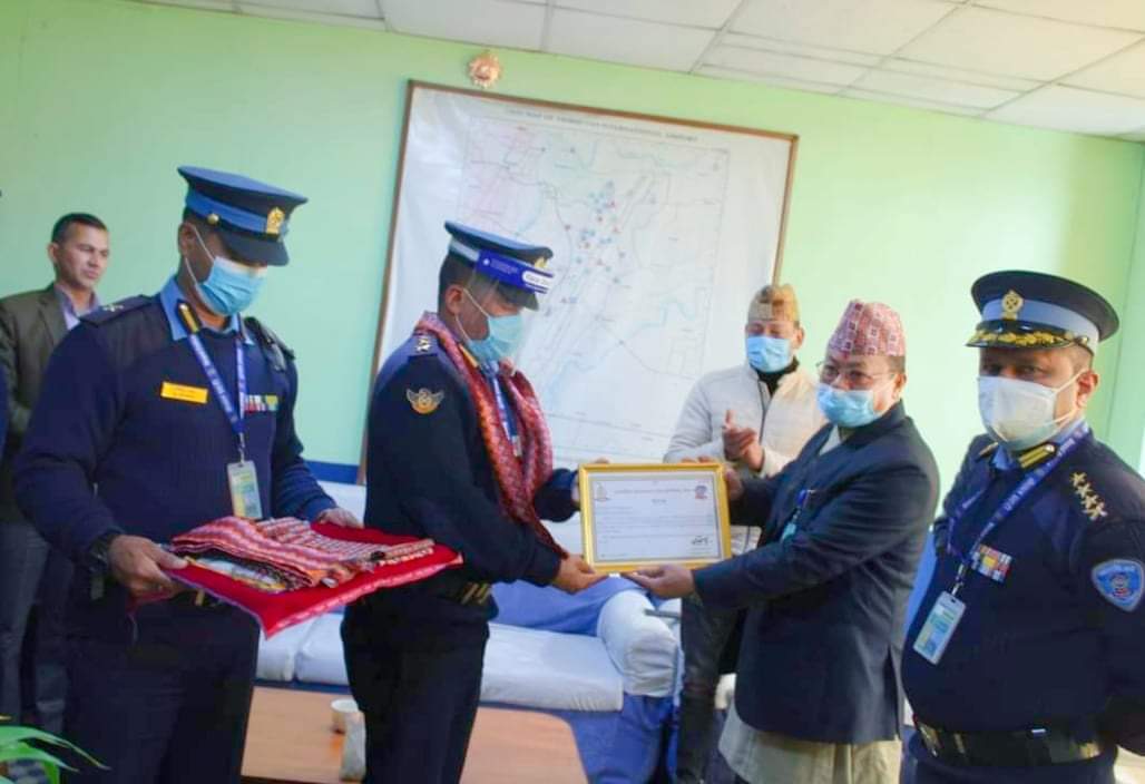 अन्तर्राष्ट्रिय विमान काठमाडौंका एसपी दानबहादुर शाहीको विदाई