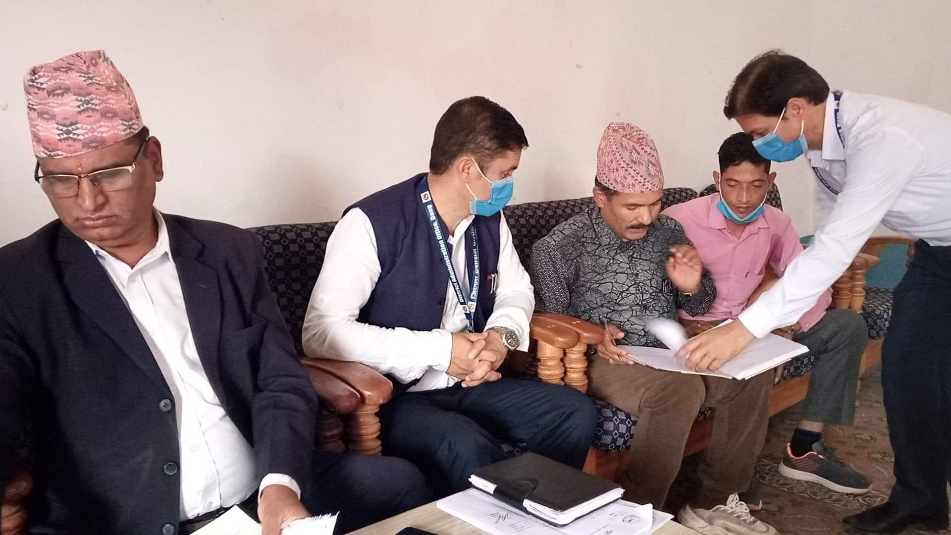 दाङका यातयात मजदुरले गरेको अनिश्चितकालीन यातायात बन्द ६ बुँदे सहमतिसँगै खुला