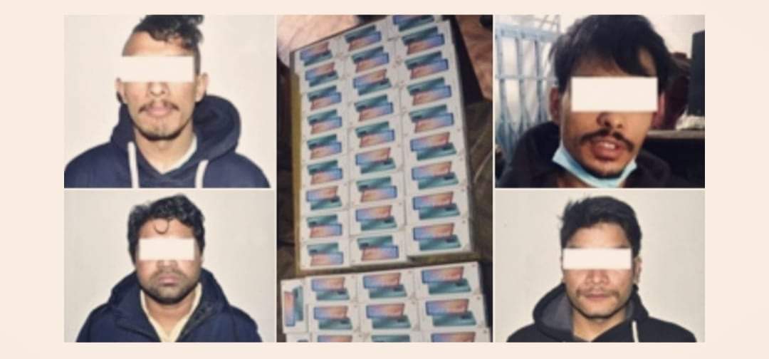 प्रहरीले चोरीका ५२ थान मोबाइलसहित ४ जना पक्राउ