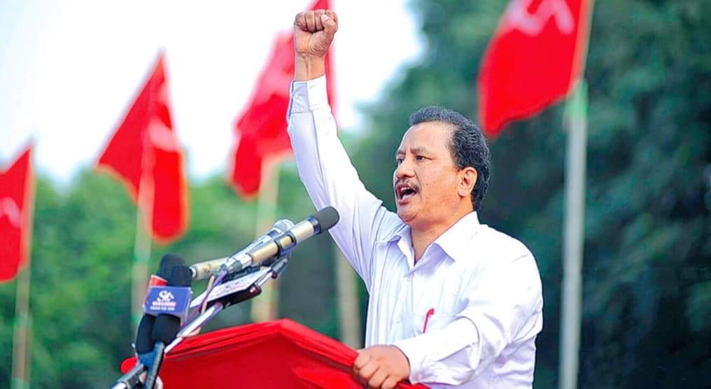 काठमाडौं आफ्नै सेनाको सुरक्षामा छिरे नेकपा महासचिव विप्लव!