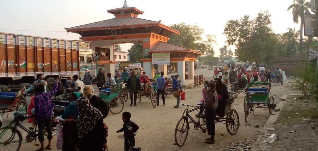 बाँके प्रशासनले इन्डिया जान रोक लगायो सिमामा कडाइ