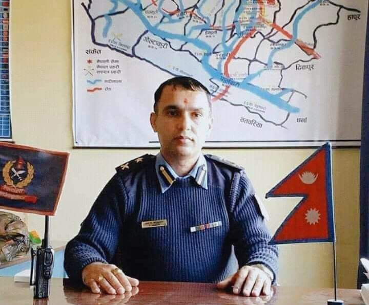 DSP प्रकाश सापकोटा महिनाकाे उत्कृष्ट प्रहरी घाेषितबाट सम्मानित