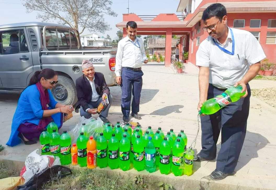 भारतबाट पेय पदार्थ नेपाल ल्याउन भन्सारद्धारा रोक