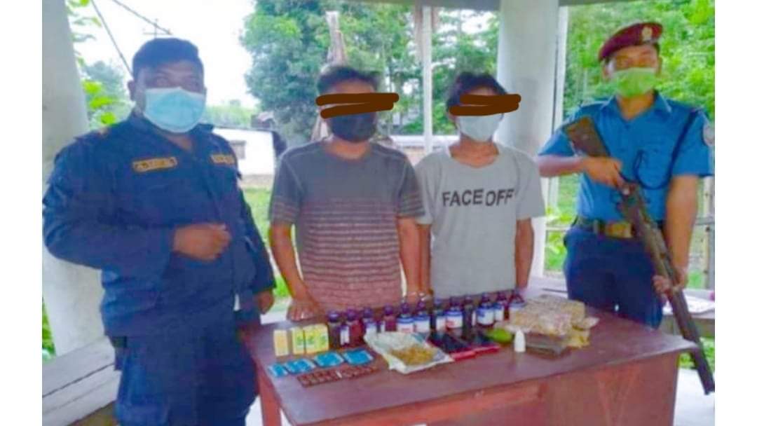 झापा प्रहरीले लागुऔषधसहित २ जना पक्राउ