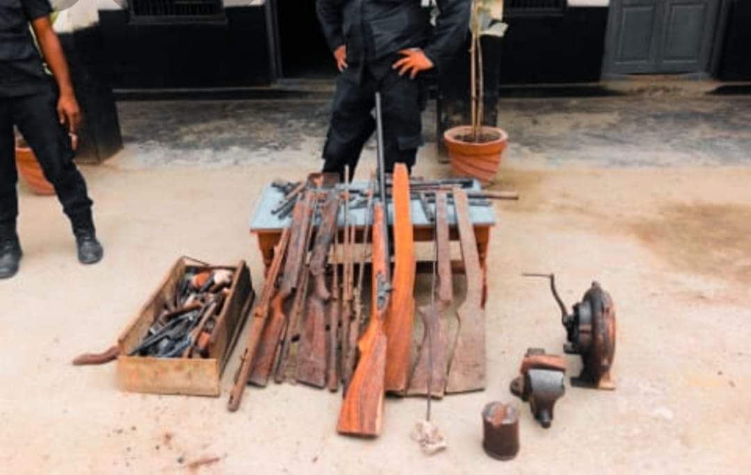 कैलालीमा हतियार बनाउने सामाग्री सहित एकजना पक्राउ