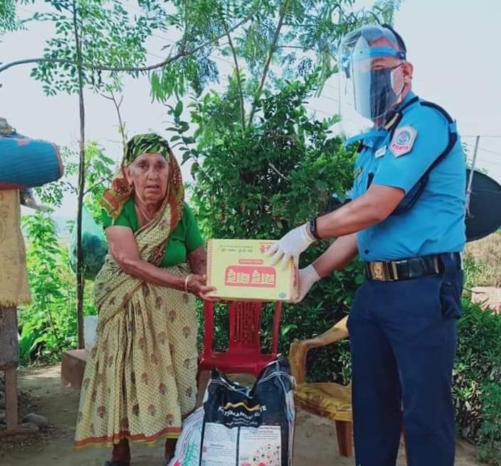 बर्दिया प्रहरी प्रमुख एसपी ईश्वर कार्कीको पुण्यको काम