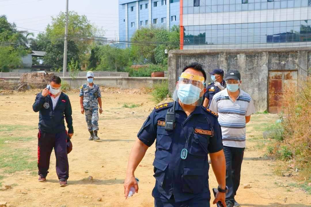 बाँकेका सिडियो र एसपी जमुनाहामा नाकाको अनुगमनमा