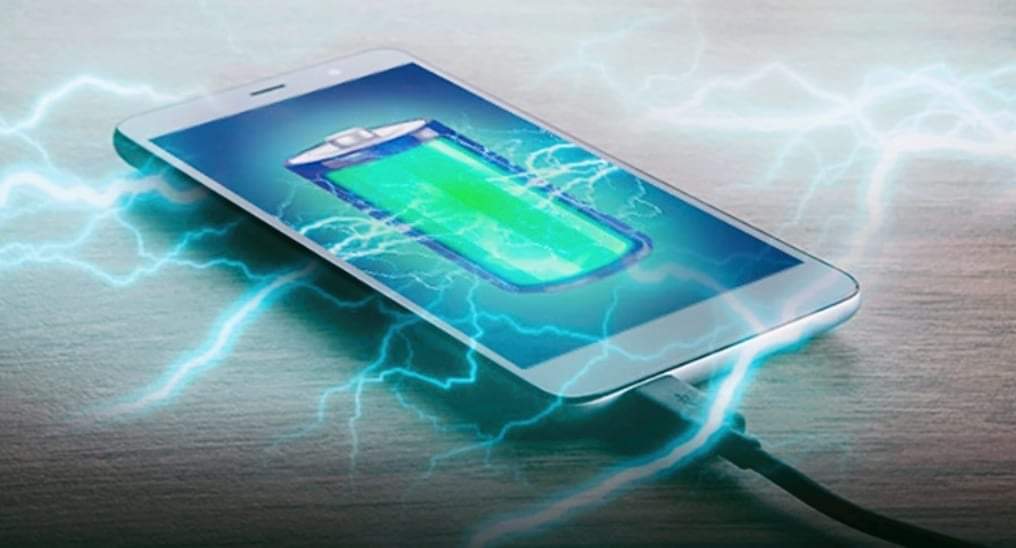 सप्तरीमा मोवाइल चार्ज गर्ने क्रममा करेन्ट लागेर महिलाको मृत्यु