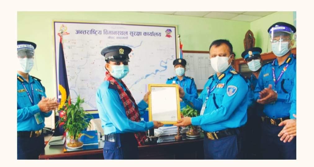 त्रिभुवन अन्तर्राष्ट्रिय विमानस्थलमा कार्यरत असई गिरी उत्कृष्ट प्रहरी घोषित