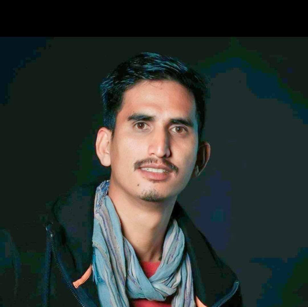 चितवनमा युट्युबर भोजराज थापा स्थानीयहरुले लखेटिए