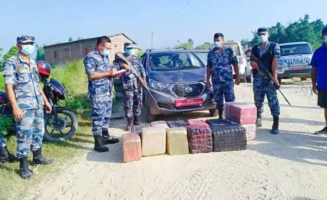 सशस्त्र प्रहरीले ७ लाख ७१ हजारको अबैध औषधी पक्राउ