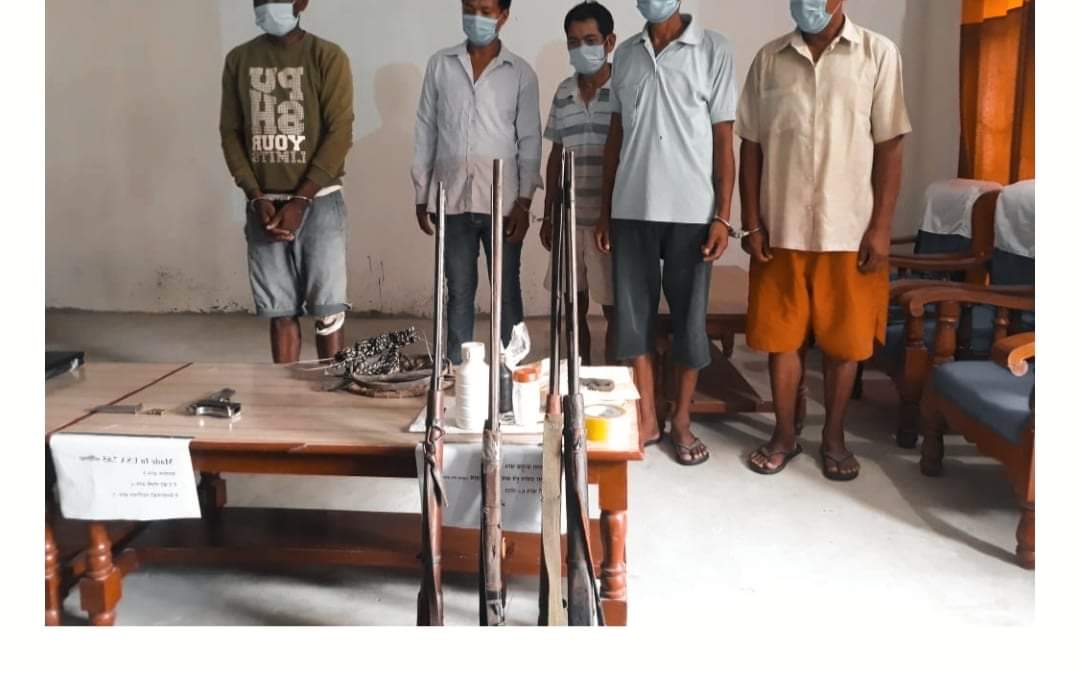 कपिलवस्तु एसपी कार्कीको एक्सन भरुवा वन्दुक सहित ५ जना पक्राउ