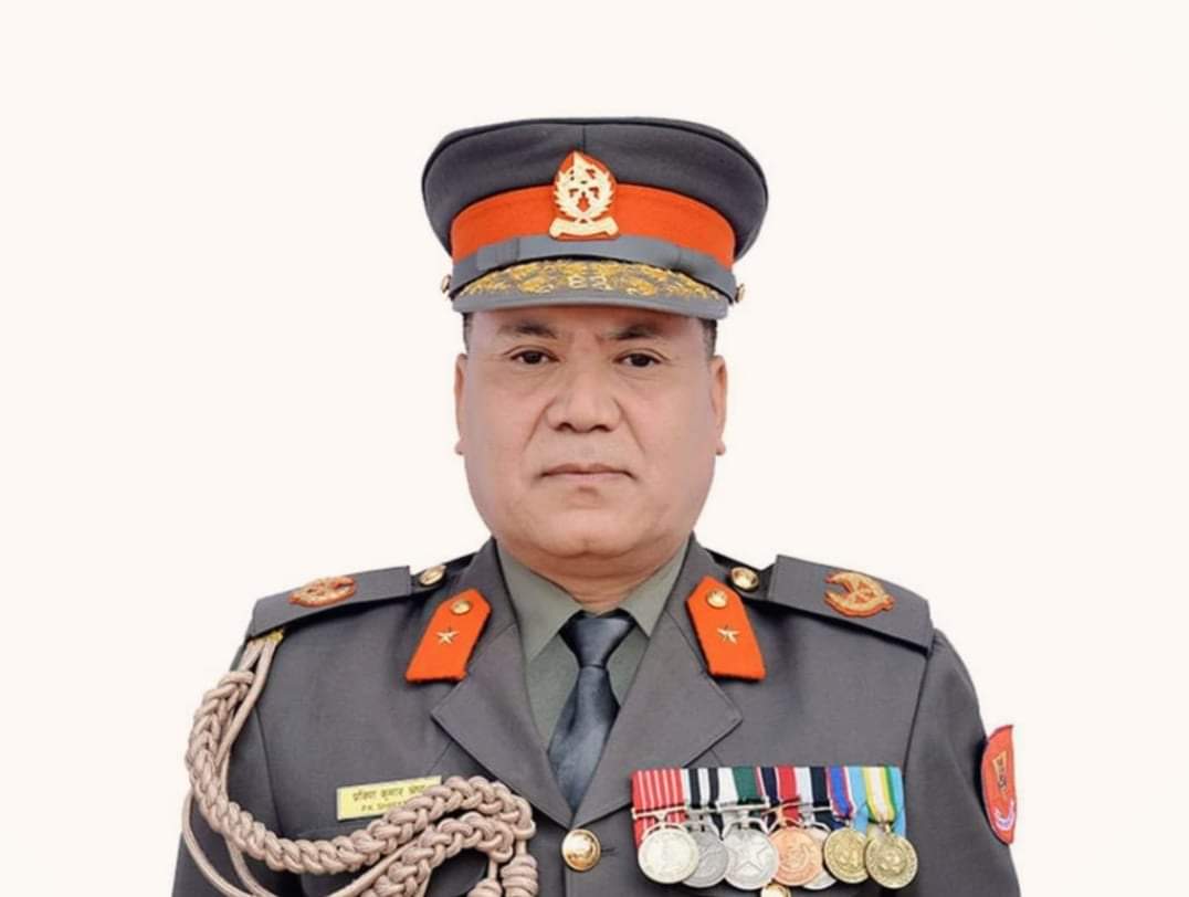 सर्वोच्चद्वारा सशस्त्रका डिआइजी प्रवीणकुमार श्रेष्ठको पदावधि नथपिनुको कारण माग