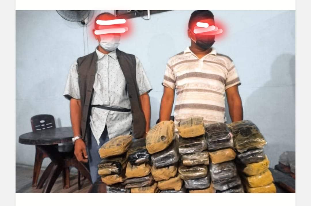 लुम्बिनी प्रदेश प्रहरीको ठुलो सफलता साढे २८ किलो चरेससहित २ जना पक्राउ