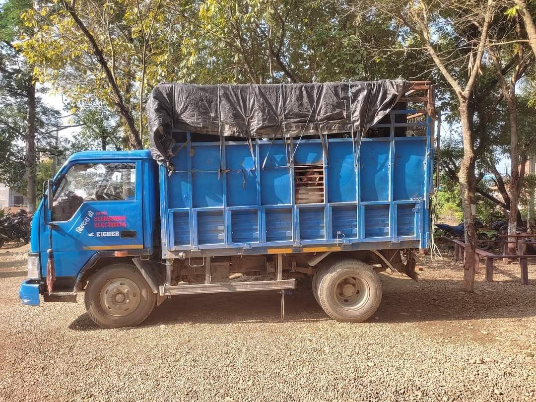 बाँके प्रहरीले ९ लाख ४० हजार बराबरको अबैध ४४ वटा खसी पक्राउ