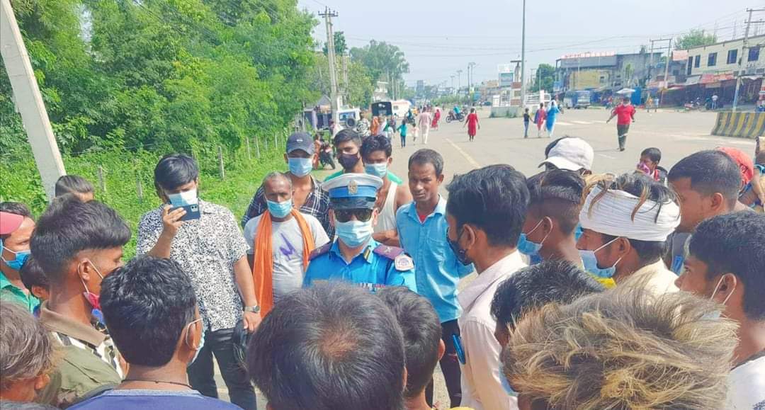 बाँके ट्राफिकको छड्के चेकजाँच ७० वटा अटो र इ-रिक्सा कार्वाहीमा