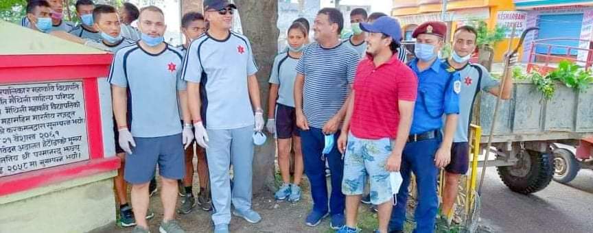भोलेन्टियर समुह बिरगंजद्वारा २८ औं सप्ताह नेपालको मुख्य प्रवेशद्वार वरिपरि सरसफाइ