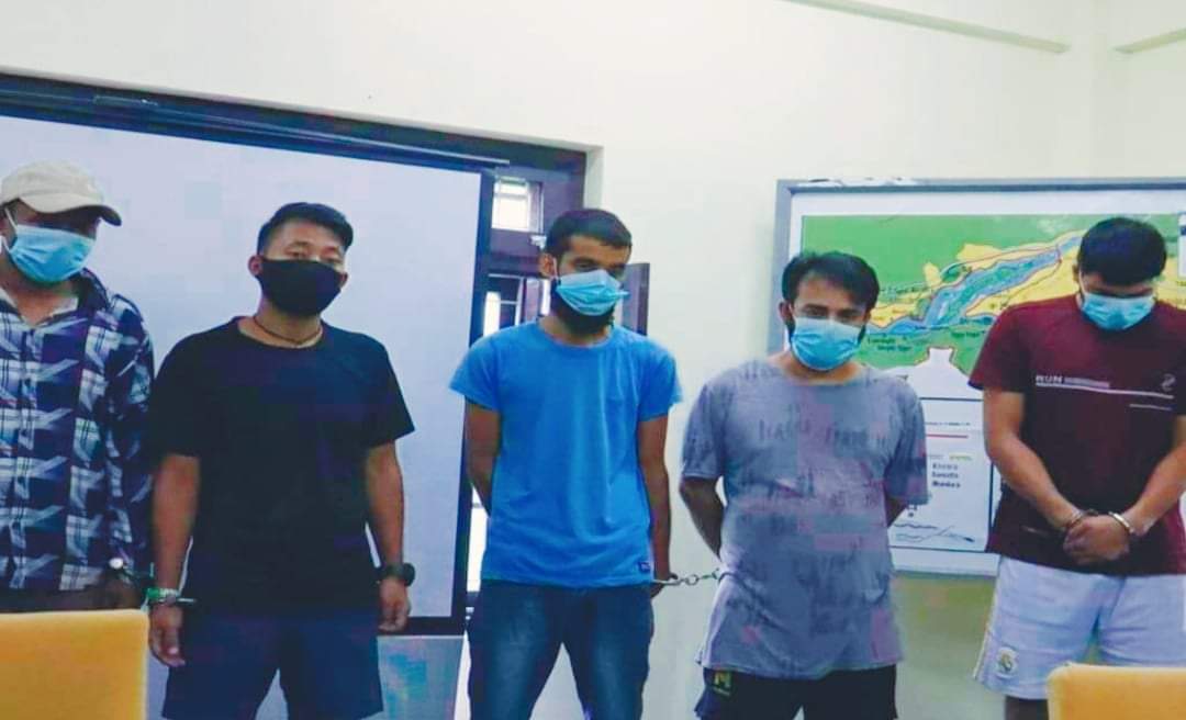 चितवनमा गैँडा तस्करीमा संलग्न रहेको अभियोगमा ५ जना पक्राउ