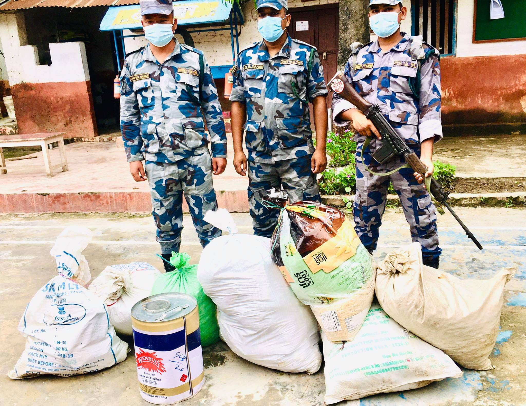शाहीको कमाण्डमा भन्सार छ्लेको अबैध समानहरु नियन्त्रणमा