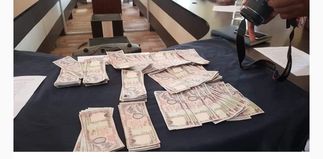 २५ हजार नक्कली नोटसहित ५ जना कारोबारी पक्राउ