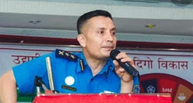 कपिलवस्तु एसपी दान कार्कीको एक्सन ८ ट्रक अवैध केराउ पक्राउ