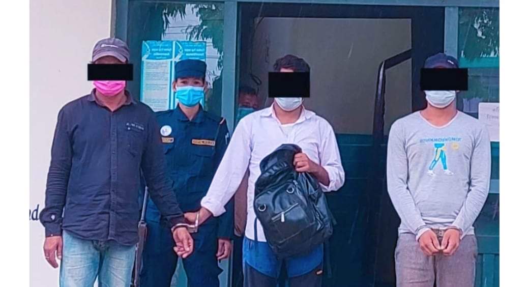 प्रहरीले २ किलो अफिमसहित काठमाडौंबाट ३ जना पक्राउ