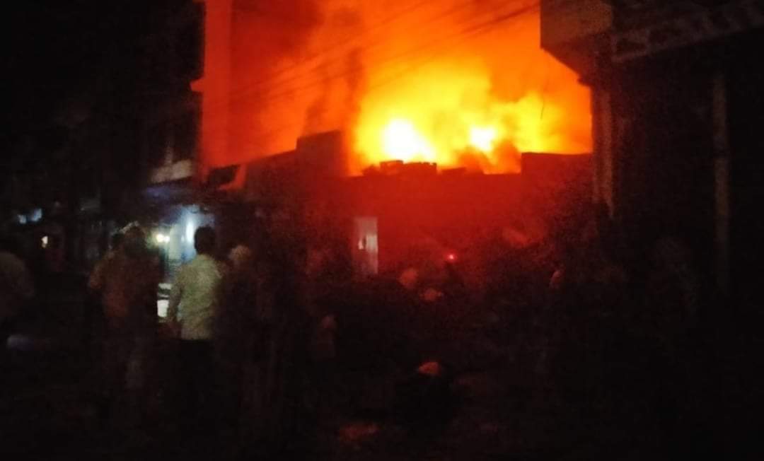 रोल्पामा आगलागी हुँदा ८० लाख बराबरको क्षति