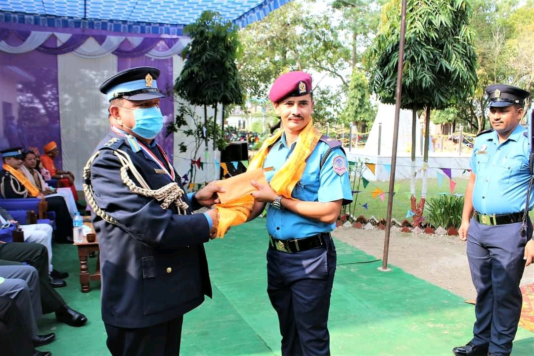 ६६ औं प्रहरी दिवसको अवसरमा प्रहरी साहेक निरीक्षक बमसहित २६ परष्कृत