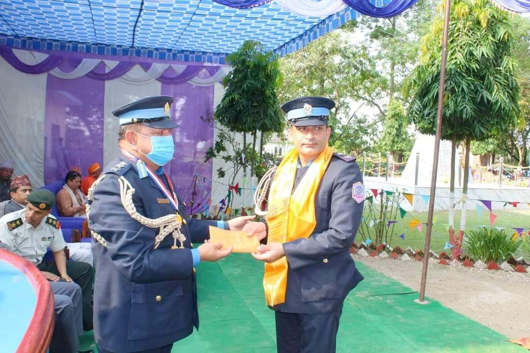 ६६ औं प्रहरी दिवसको अवसरमा कोहलपुरका प्रहरी प्रमुख डिएसपी खनालसहित २६ परष्कृत