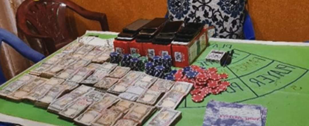 पोखरामा १५ लाख सहित ११ जना जुवाडेहरु पक्राउ