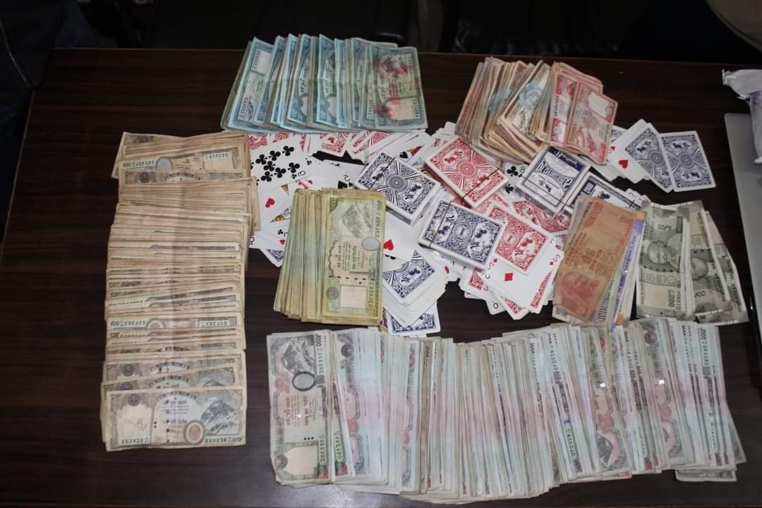 बाँके प्रहरीले नेपालगञ्जबाट ४८ जना जुवाडे पक्राउ