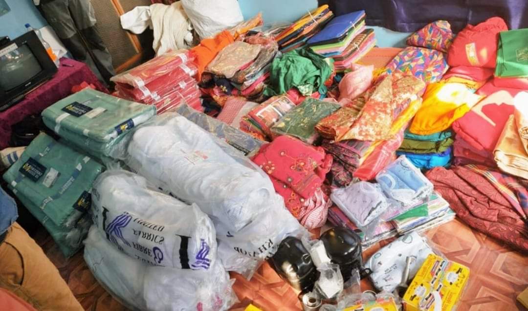 कञ्चनपुर प्रहरीले ५ लाख भन्दा धेरै अबैध समानहरु पक्राउ