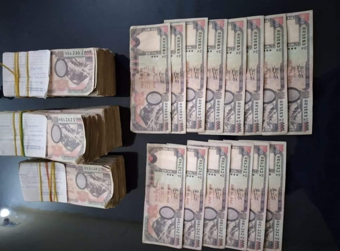 काठमाडौं भक्तपुरको जुवा खालबाट पत्रकारसहित १५ जना पक्राउ