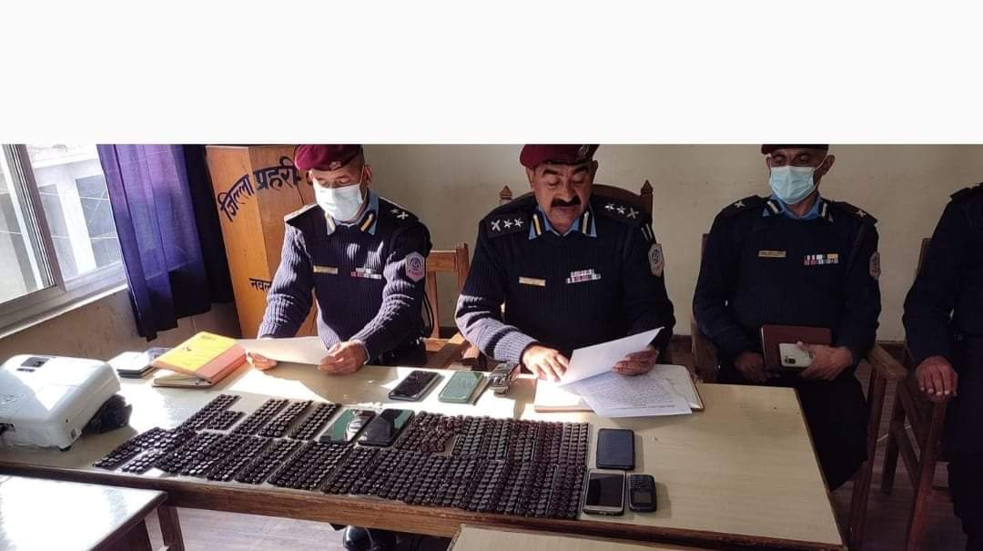 नवलपरासी एसपि यादवकाे सक्रियतामा ६ महिनामा ५ कराेड १८ लाख राज्वस्व १०१ अभियुक्तहरु पक्राउ