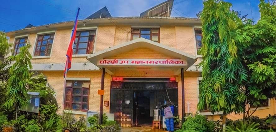 घोराहीका मेयर उपमेयरको गाडीमा ४० लाखको इन्धन वडाअध्यक्षहरु फुस्सा