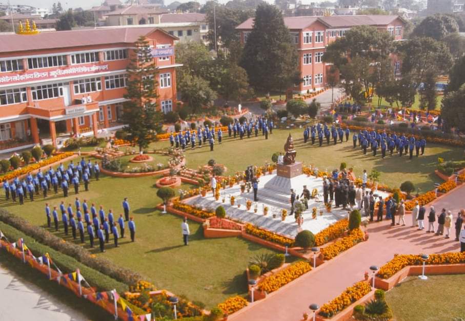 नेपाल प्रहरीको बढुवा भएका २२ प्रहरी अधिकृतलाई दज्र्यानी चिह्न प्रदान