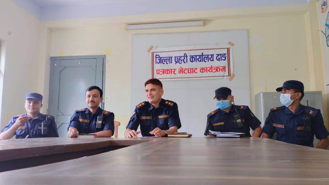 अनलाईन नेटवर्कीङ मार्फत कारोबारमा ठगि गरेको अभियोगमा ३ जना पक्राउ