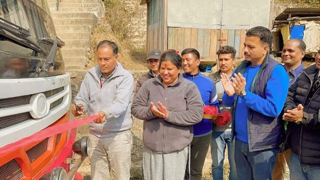 दाङको कालीमाटीबाट काठमाडौं सिधा रात्री कालिन बस सेवा शुरू