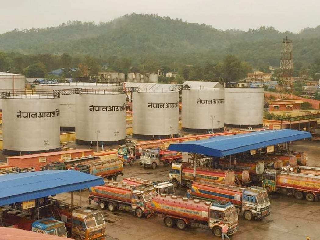 पेट्रोलियम पदार्थको नयाँ मूल्यसूची आयो १ लिटर पेट्रोलको मुल्य १४४ रुपैयाँ हुने