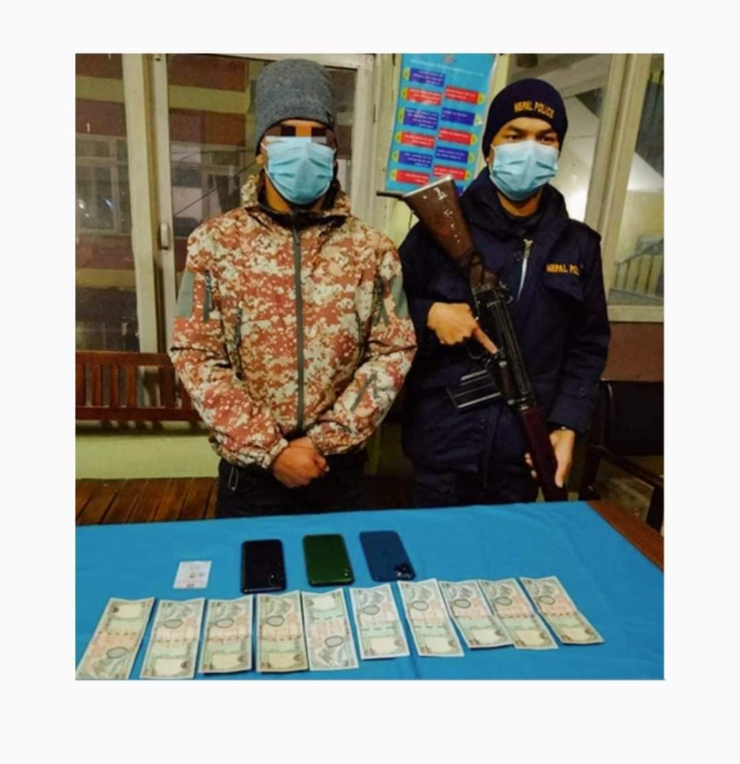 युवकलाई लुट्ने राष्ट्रिय अनुसन्धान विभागका १ जना कर्मचारी पक्राउ