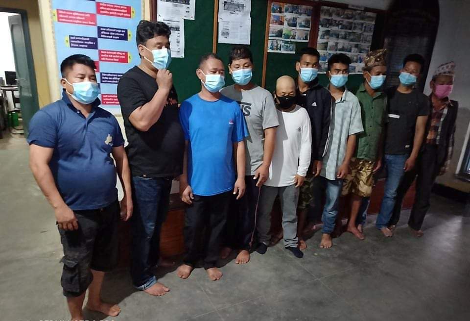 तास खेल्ने १० जना जुवाडेहरु पक्राउ