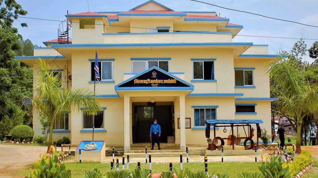 १५ वर्षीया छात्रालाई जबरजस्ती करणी गरेको आरोपमा १ जना शिक्षक पक्राउ