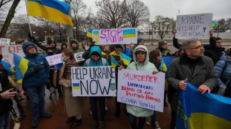 युक्रेनमा रहेका सर्वसाधारणलाई देश छाड्न रुसले गर्‍यो युद्धविरामको घोषणा