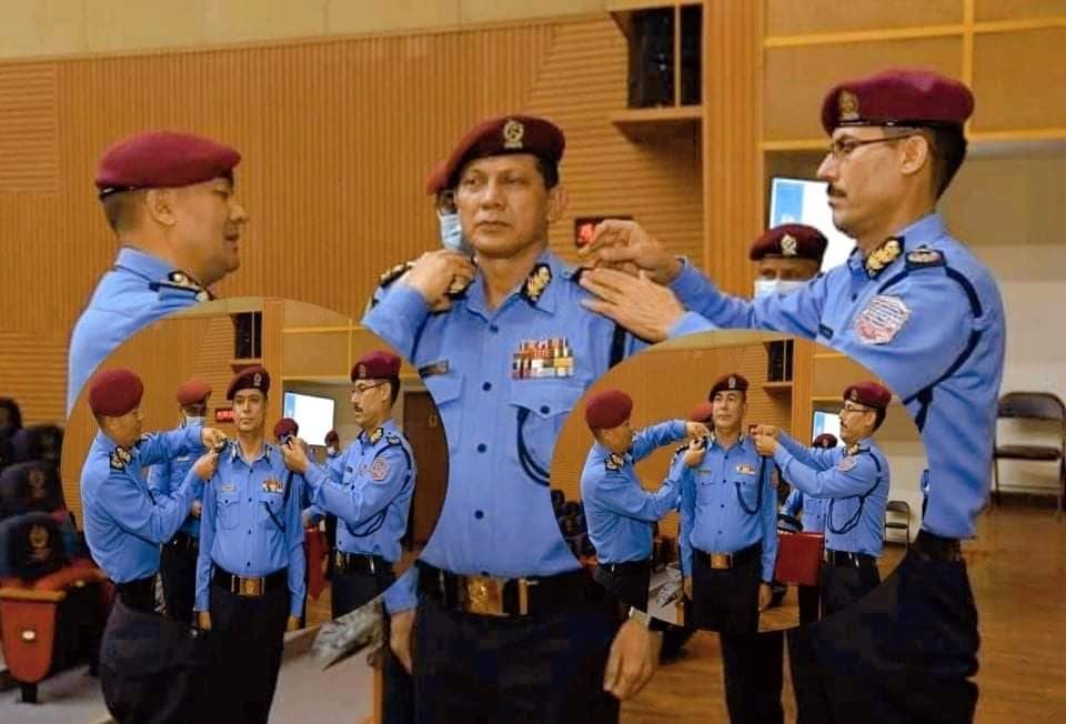 नवनियुक्त ३ नेपाल प्रहरीको एआईजी सिंह धानुक पन्तले लगाए फूली